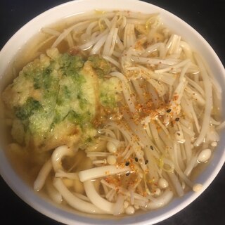 かき揚げ、えのき、もやしのかけうどん